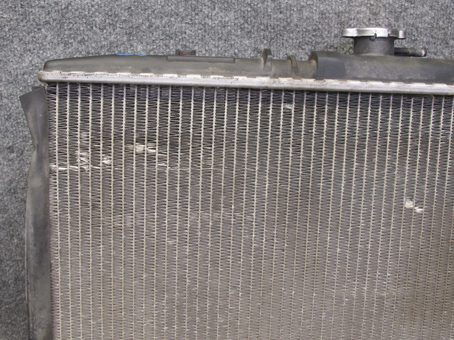 99-01 Isuzu Vehicross 3.5L 6VE1 A/T Engine Cooling Radiator 8524679222 OEM
