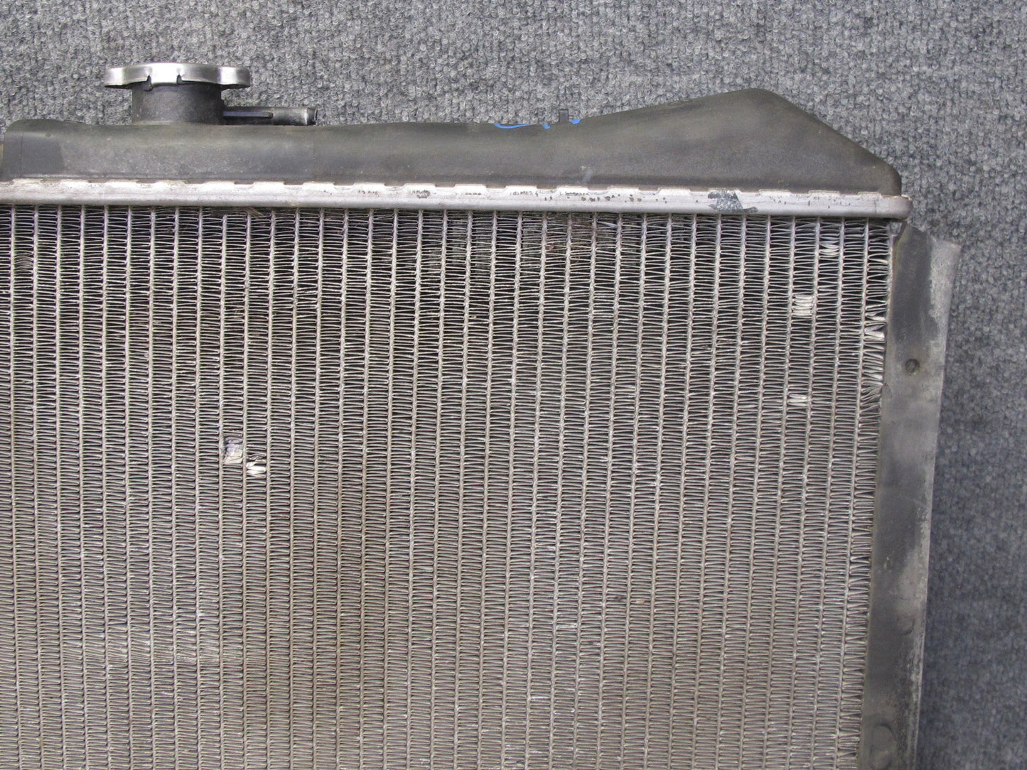 99-01 Isuzu Vehicross 3.5L 6VE1 A/T Engine Cooling Radiator 8524679222 OEM