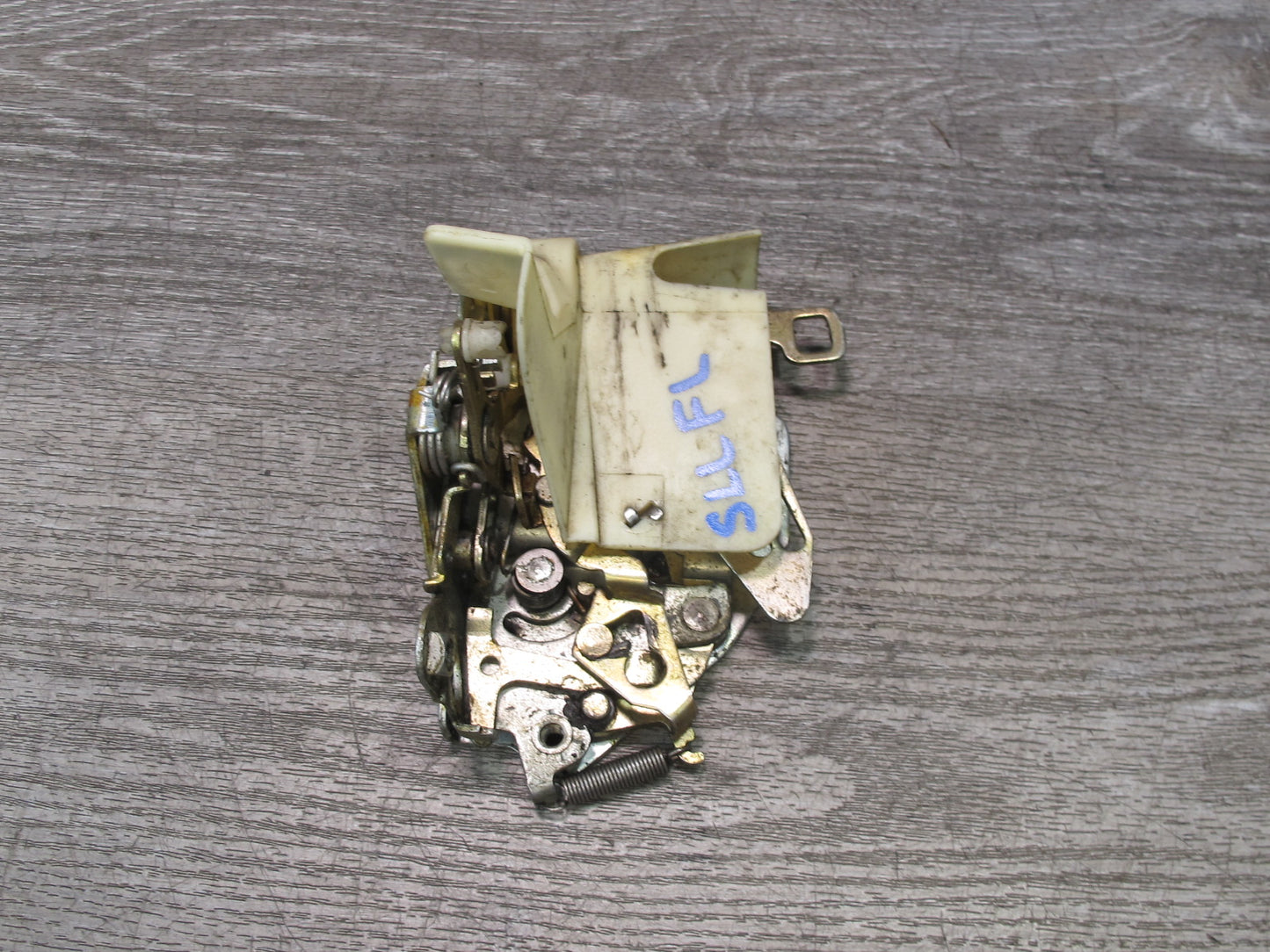 86-89 Mercedes R107 560SL Front Left Driver Door Lock Latch OEM