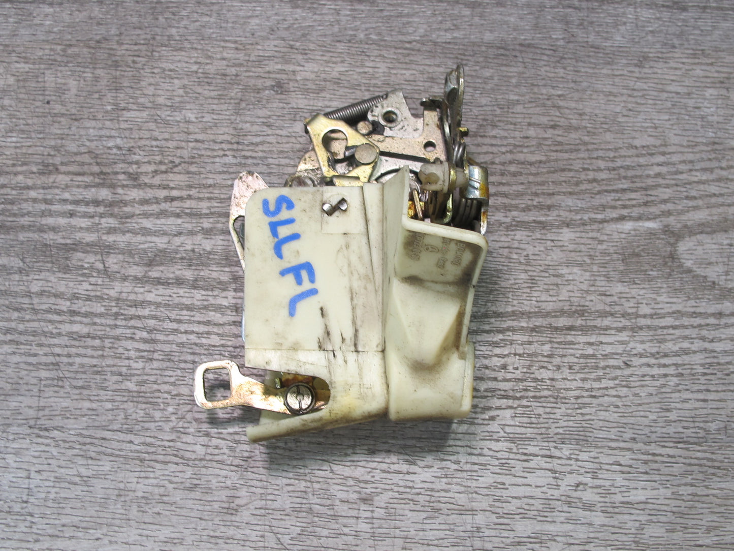 86-89 Mercedes R107 560SL Front Left Driver Door Lock Latch OEM