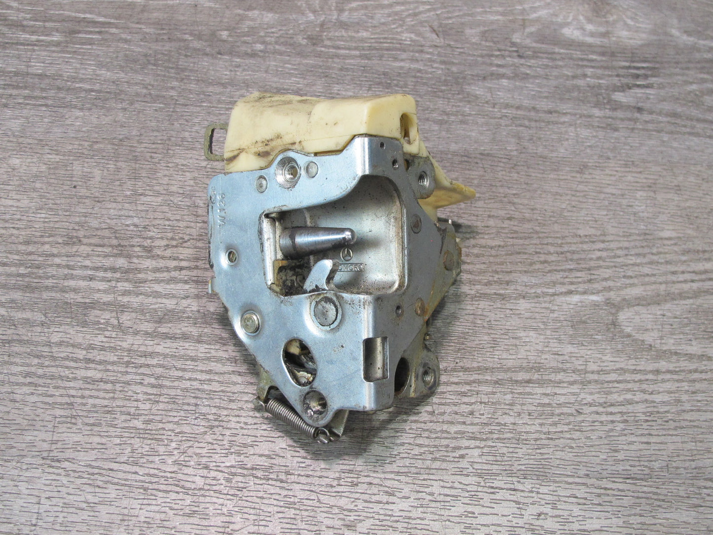 86-89 Mercedes R107 560SL Front Left Driver Door Lock Latch OEM
