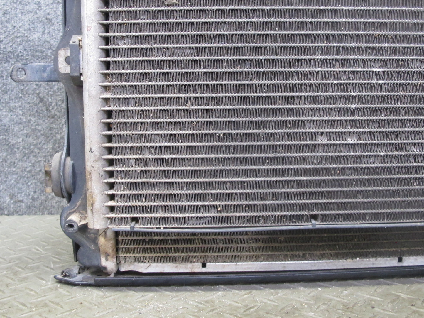 1999-2005 Porsche 911 996 Engine Right Cooling Radiator Condenser W/ Support