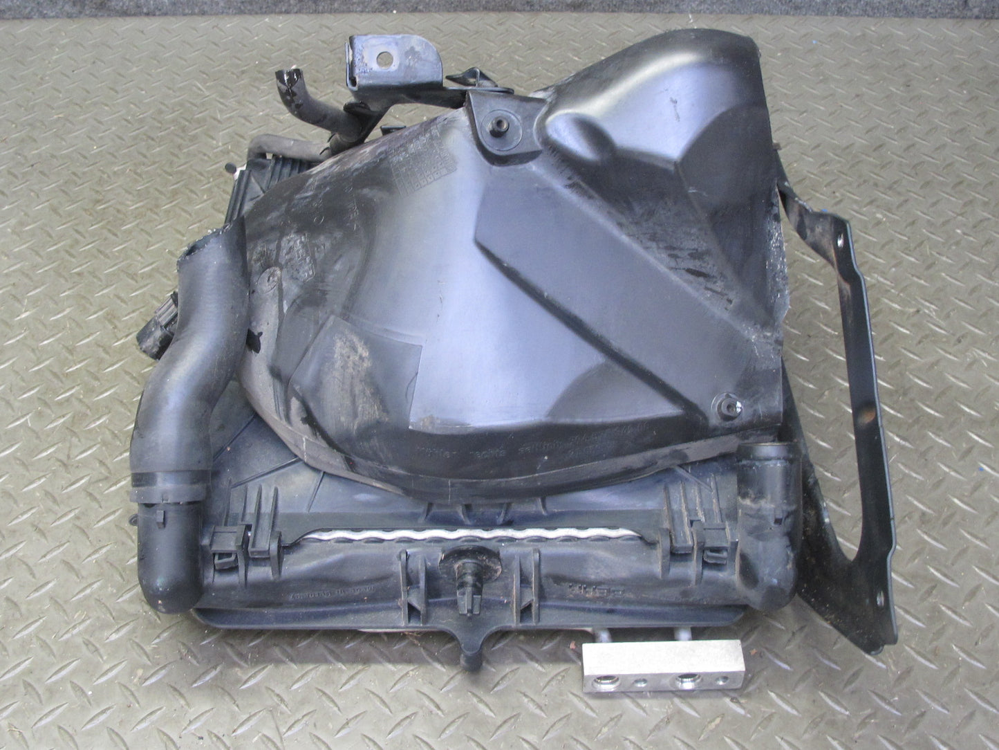 1999-2005 Porsche 911 996 Engine Right Cooling Radiator Condenser W/ Support