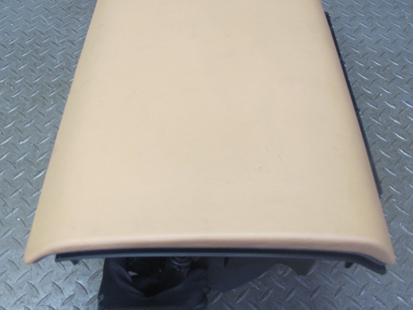 2003-2010 Porsche Cayenne 955 957 Dash Glove Box Compartment  Storage