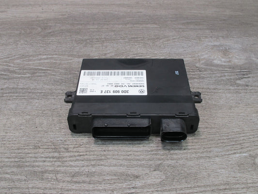 2008-2010 Porsche Cayenne 957 Keyless Entry Control Module 3D0909137E