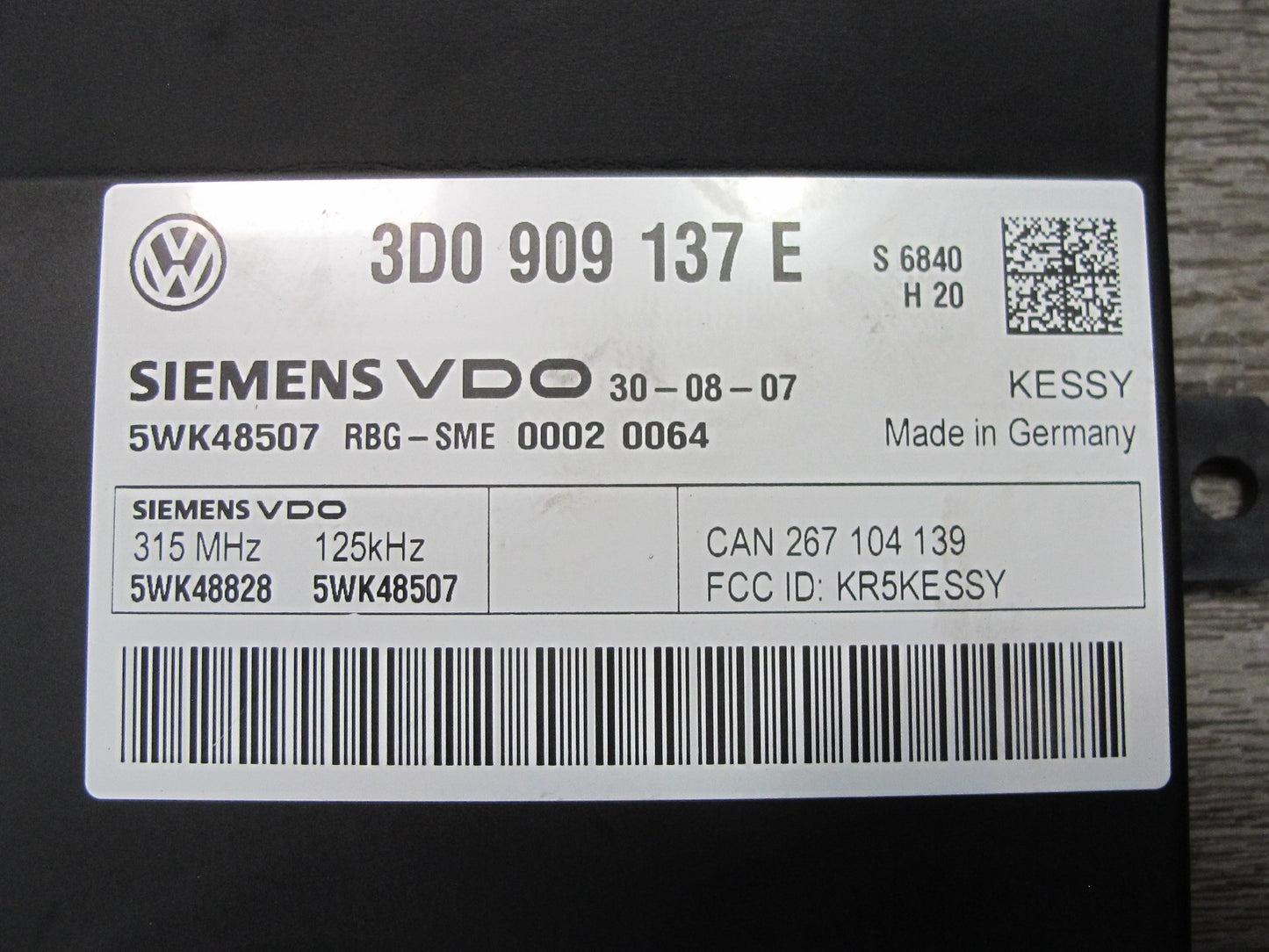 2008-2010 Porsche Cayenne 957 Keyless Entry Control Module 3D0909137E
