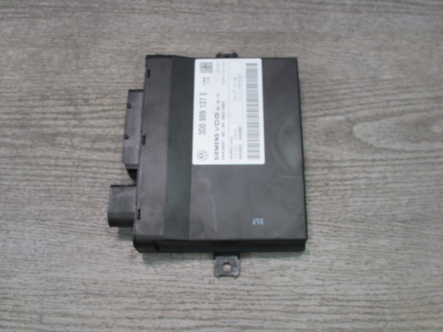 2008-2010 Porsche Cayenne 957 Keyless Entry Control Module 3D0909137E