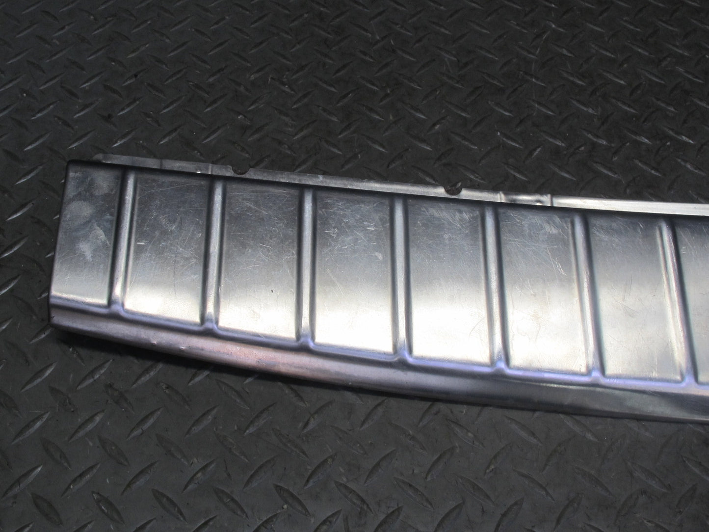 2008-2010 Porsche Cayenne 957 Rear Trunk Tailgate  Scuff Loading Sill Plate