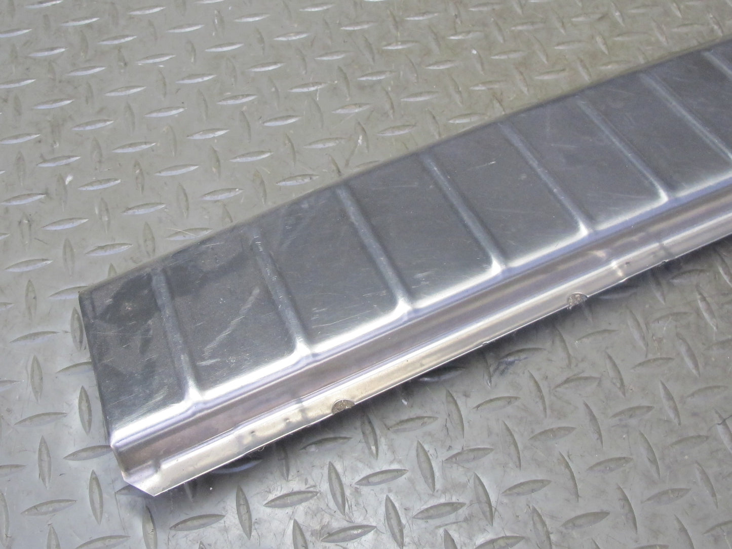 2008-2010 Porsche Cayenne 957 Rear Trunk Tailgate  Scuff Loading Sill Plate