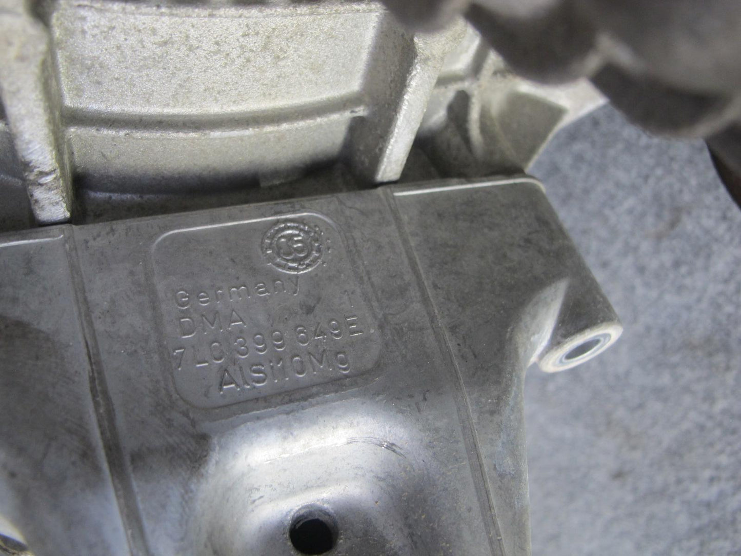 2008-2010 Porsche Cayenne 957 Turbo A/T Transfer Case Box 0AD341041H 159k Miles