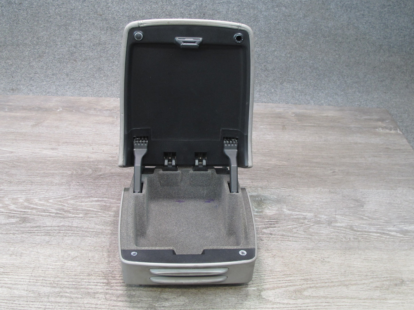 2003-2010 Porsche Cayenne 955 Center Console Leather Armrest Lid