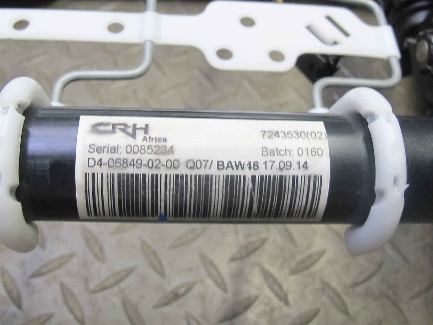 12-16 BMW F30 F31 335ix 3-SERIES Front Right Seat Lower Frame Rail Track OEM