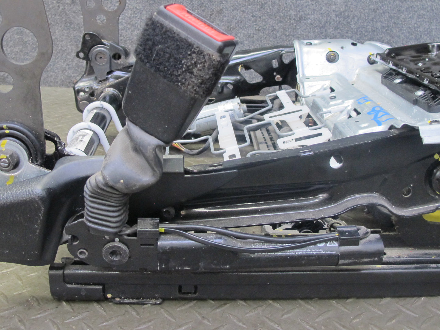 12-16 BMW F30 F31 335ix 3-SERIES Front Left Seat Lower Frame Rail Track OEM