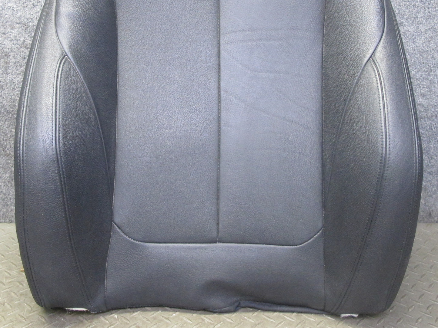 12-18 BMW F30 F34 335i Front Right Sport Seat Upper Leather Cushion Backrest OEM