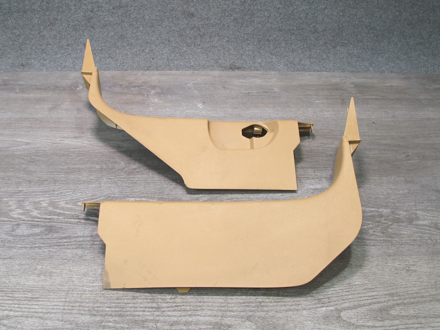 03-10 Porsche Cayenne 957 Front Lower Kick Trim Cover Panel Sand Beige Set