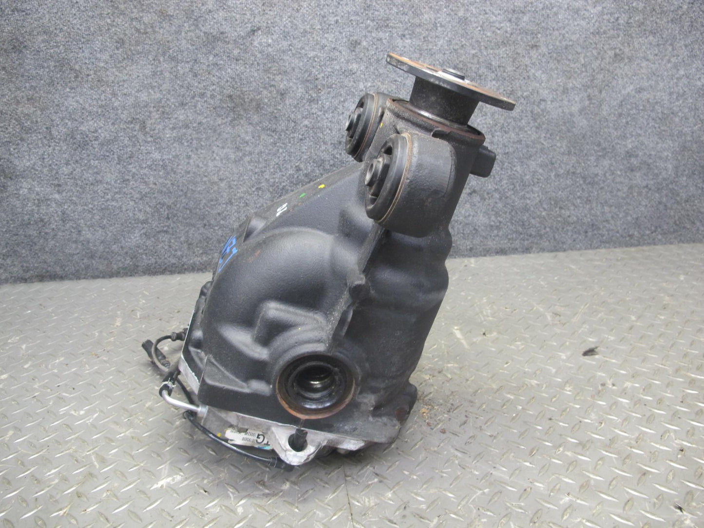 2010 Nissan Z34 370Z A/T LSD Rear Differential Carrier 3.36 Ratio 116K OEM
