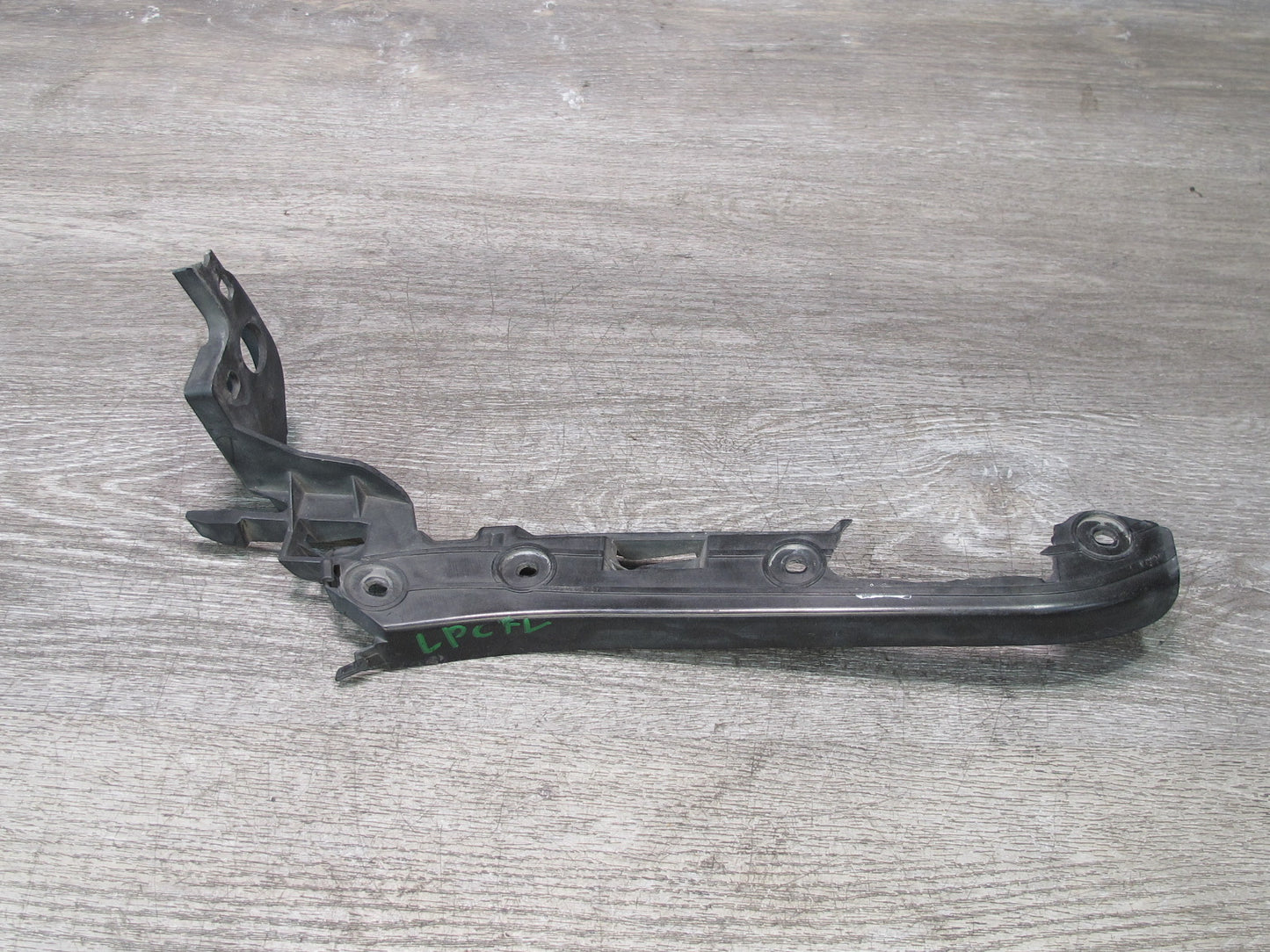 2008-2010 Porsche Cayenne 957 Front Bumper Mount Bracket Support Set of 2