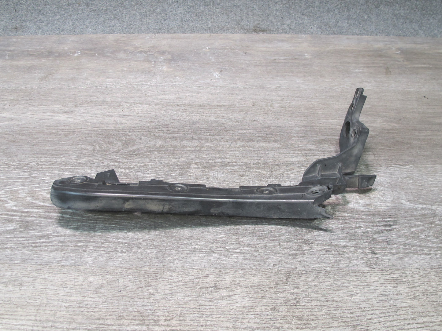 2008-2010 Porsche Cayenne 957 Front Bumper Mount Bracket Support Set of 2