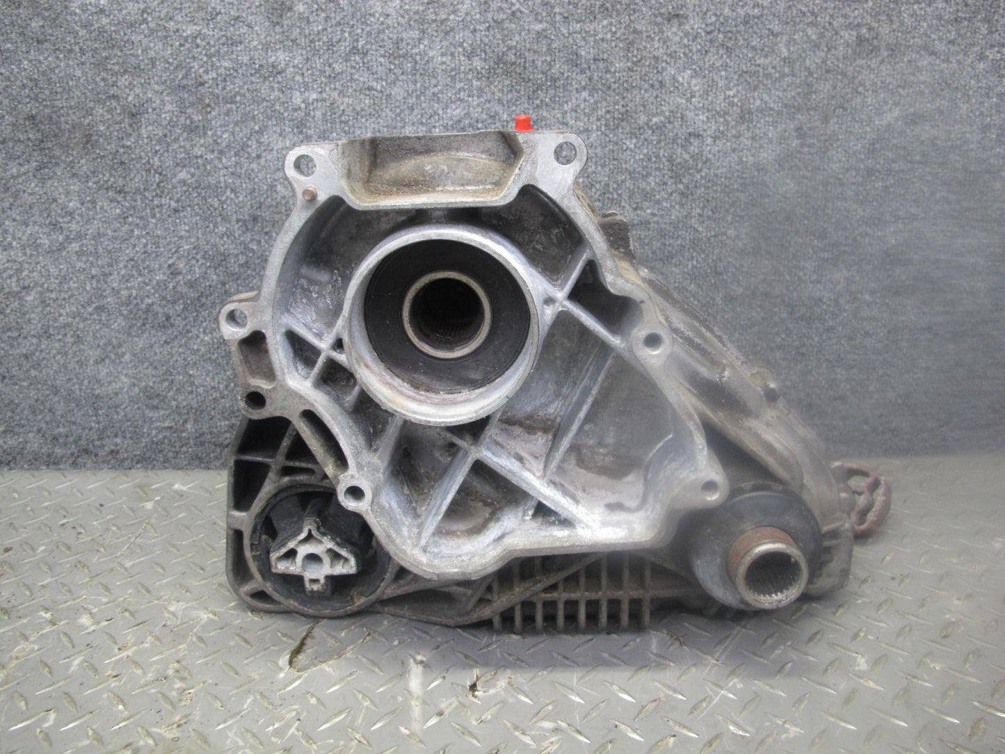 2014-2018 BMW F15 X5 AWD ATC45L Transfer Case w Motor