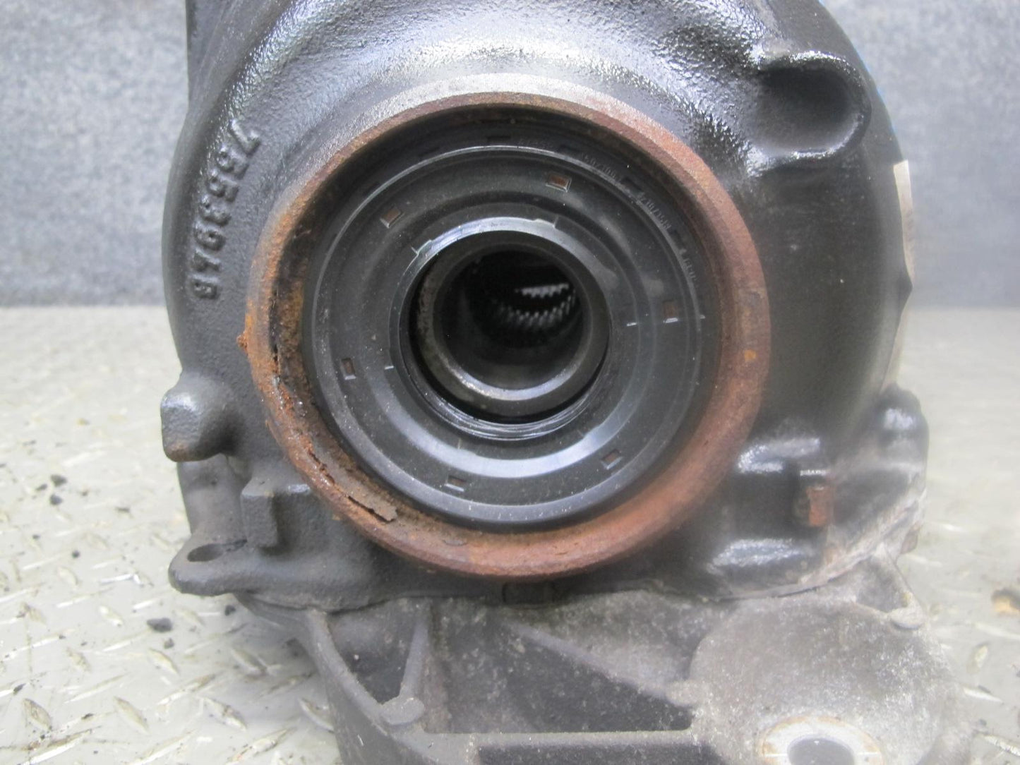 2014-2018 BMW F15 X5 AWD Rear Axle Differential Carrier 3:15 Ratio 7636996 OEM