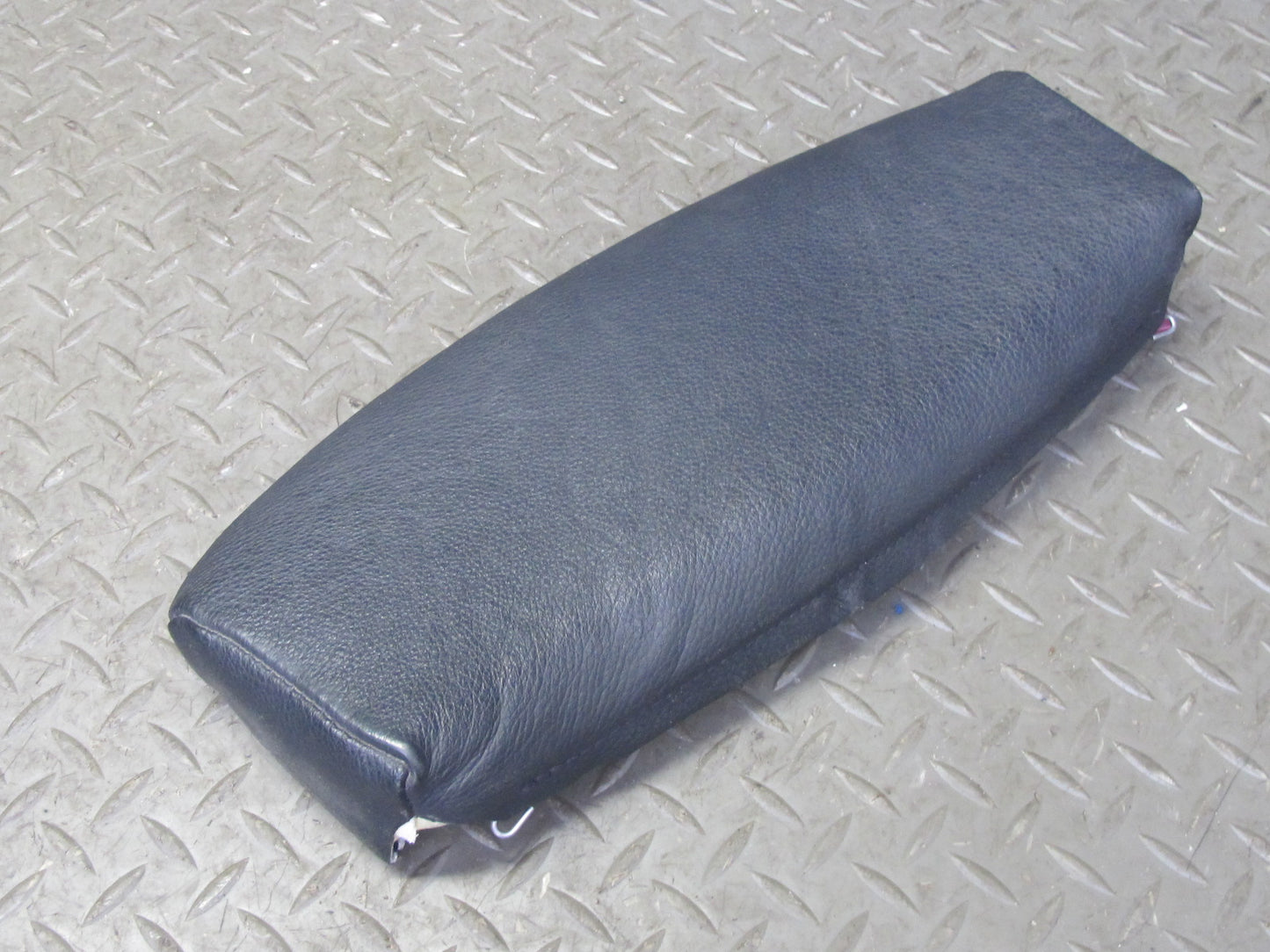12-18 BMW F30 F31 F34 335i Front Left Sport Seat Lower Leather Cushion Black OEM