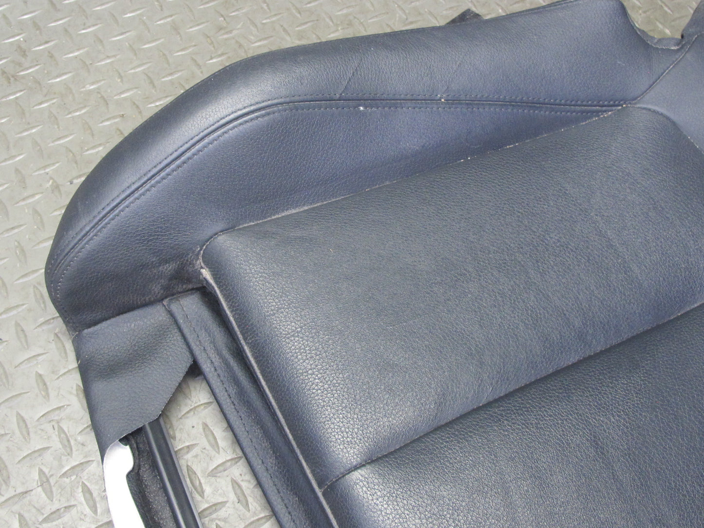12-18 BMW F30 F31 F34 335i Front Left Sport Seat Lower Leather Cushion Black OEM