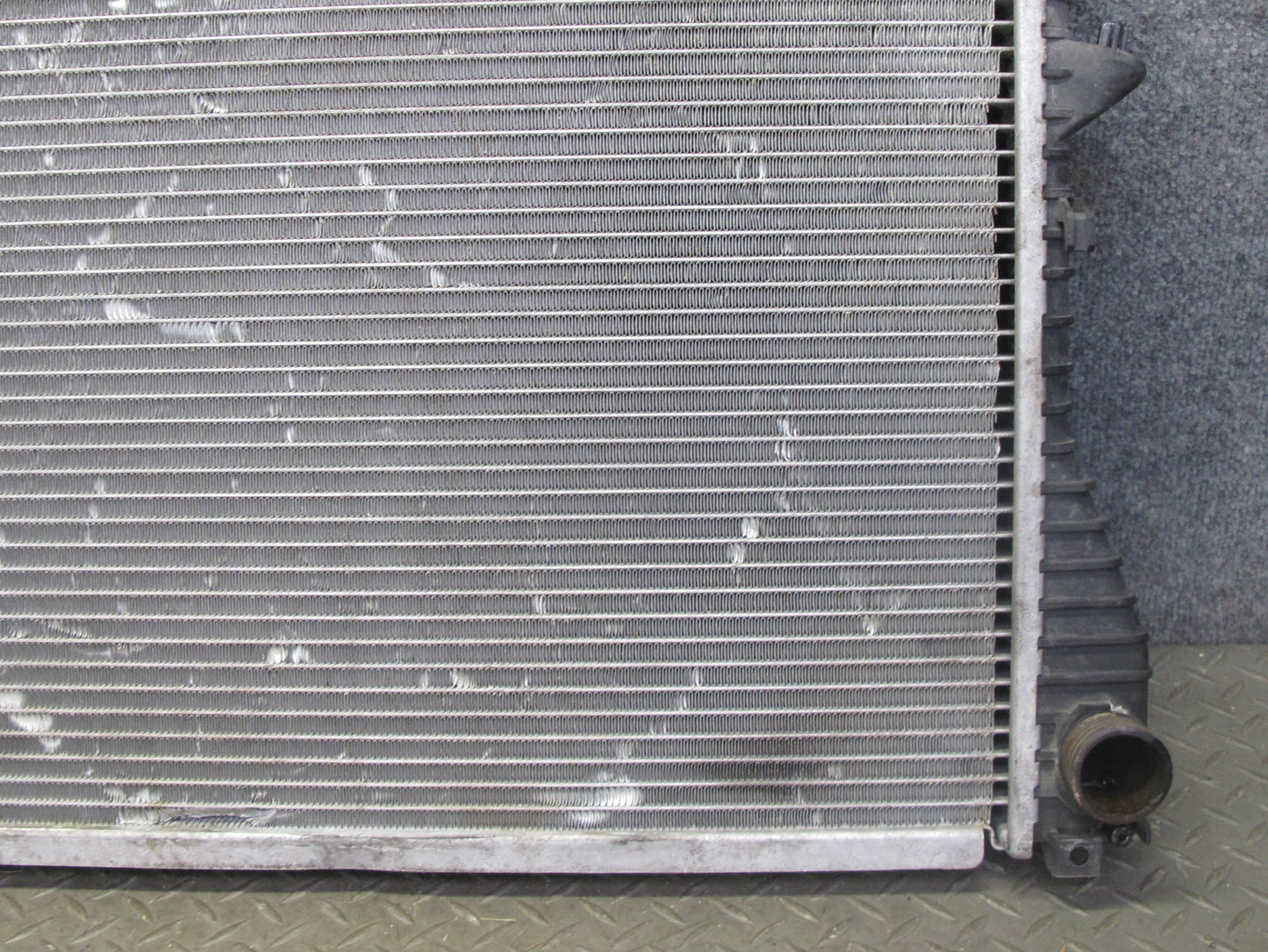 97-98 BMW E36/7 Z3 M52 Engine Cooling Radiator w A/T Transmission Oil Cooler OEM