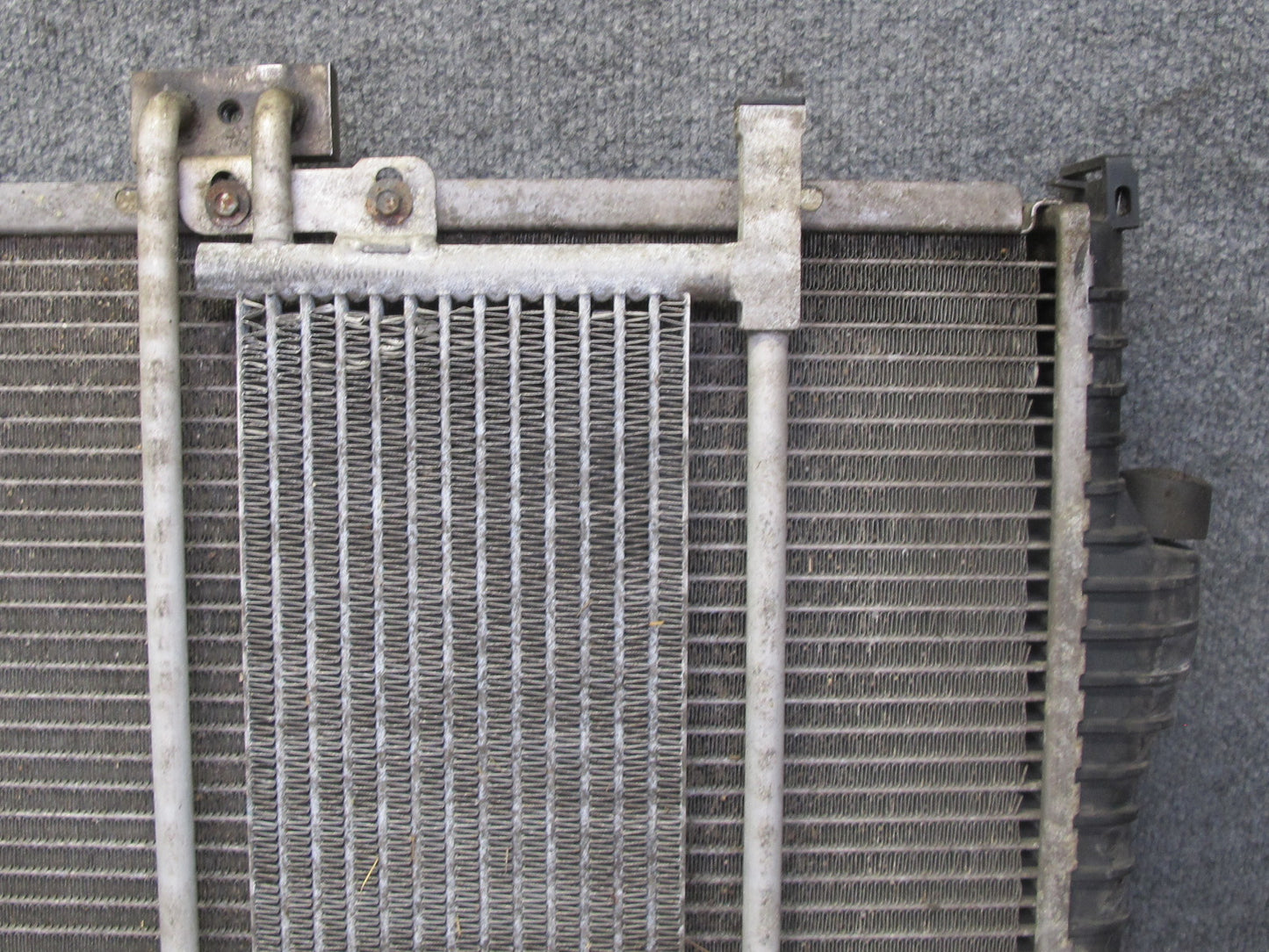 97-98 BMW E36/7 Z3 M52 Engine Cooling Radiator w A/T Transmission Oil Cooler OEM