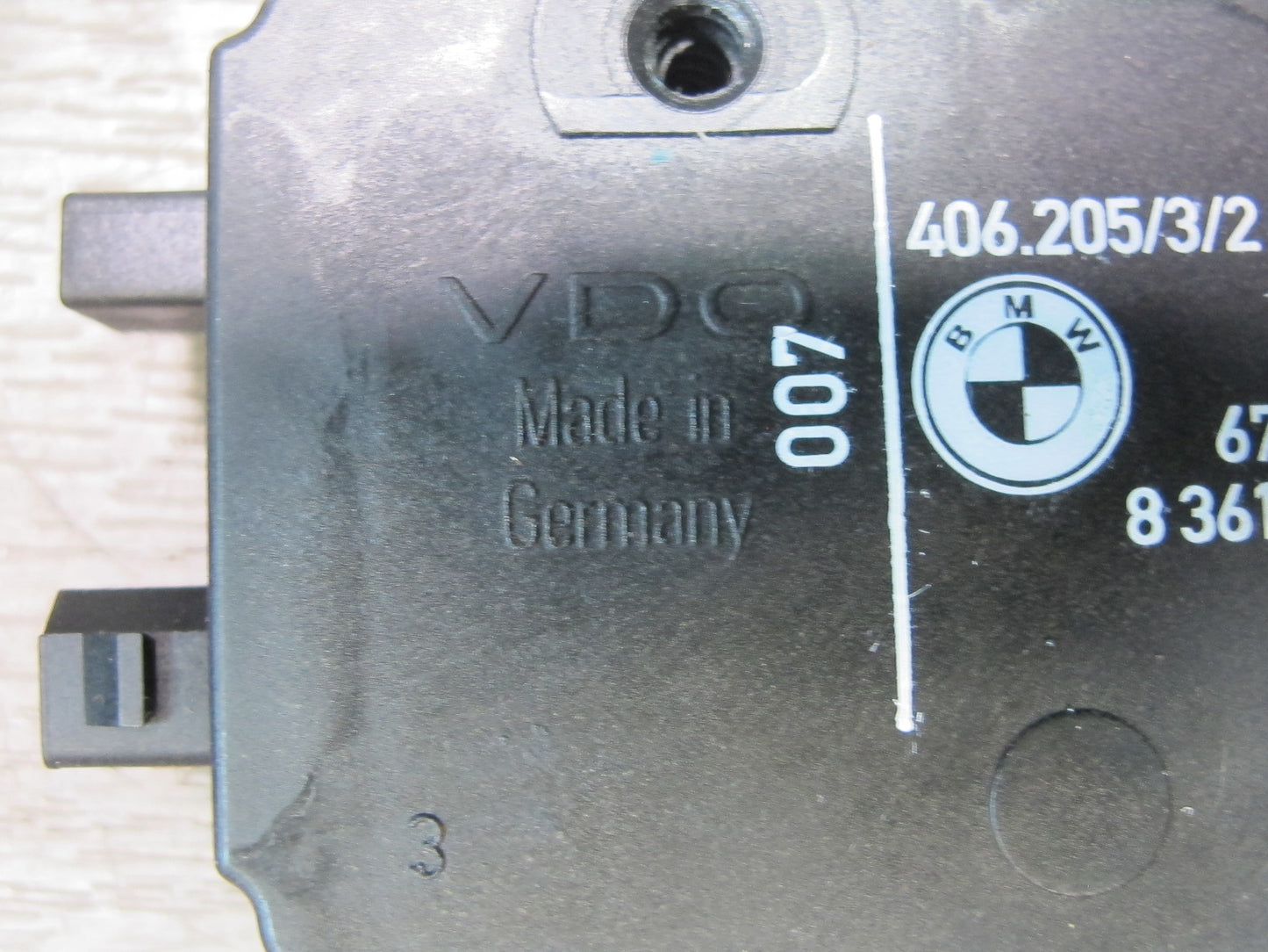 96-02 BMW E36/7 Z3 Rear Trunk Lid Lock Latch Actuator Motor 8361140 OEM