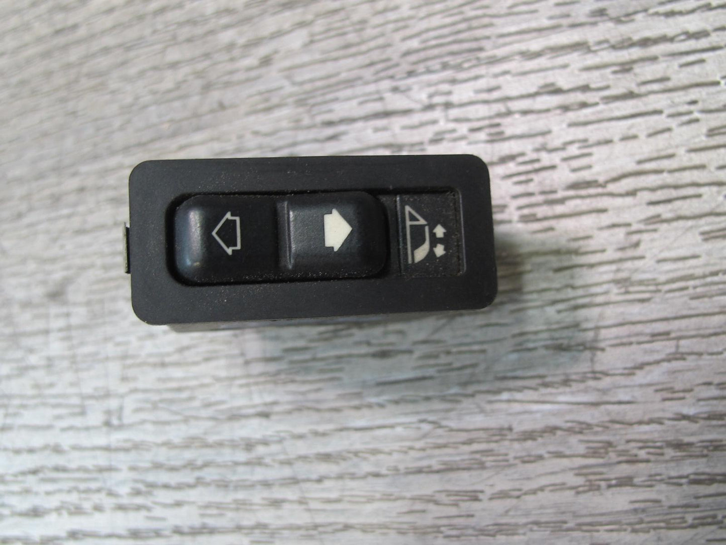 96-02 BMW E36/7 Z3 Convertible Folding TOP Roof Control Switch 8377606 OEM