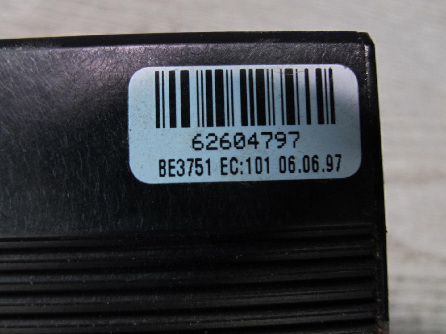 98-02 BMW E36/7 Z3 Roadster Harman Kardon Audio Sound Amplifier 8399683 OEM