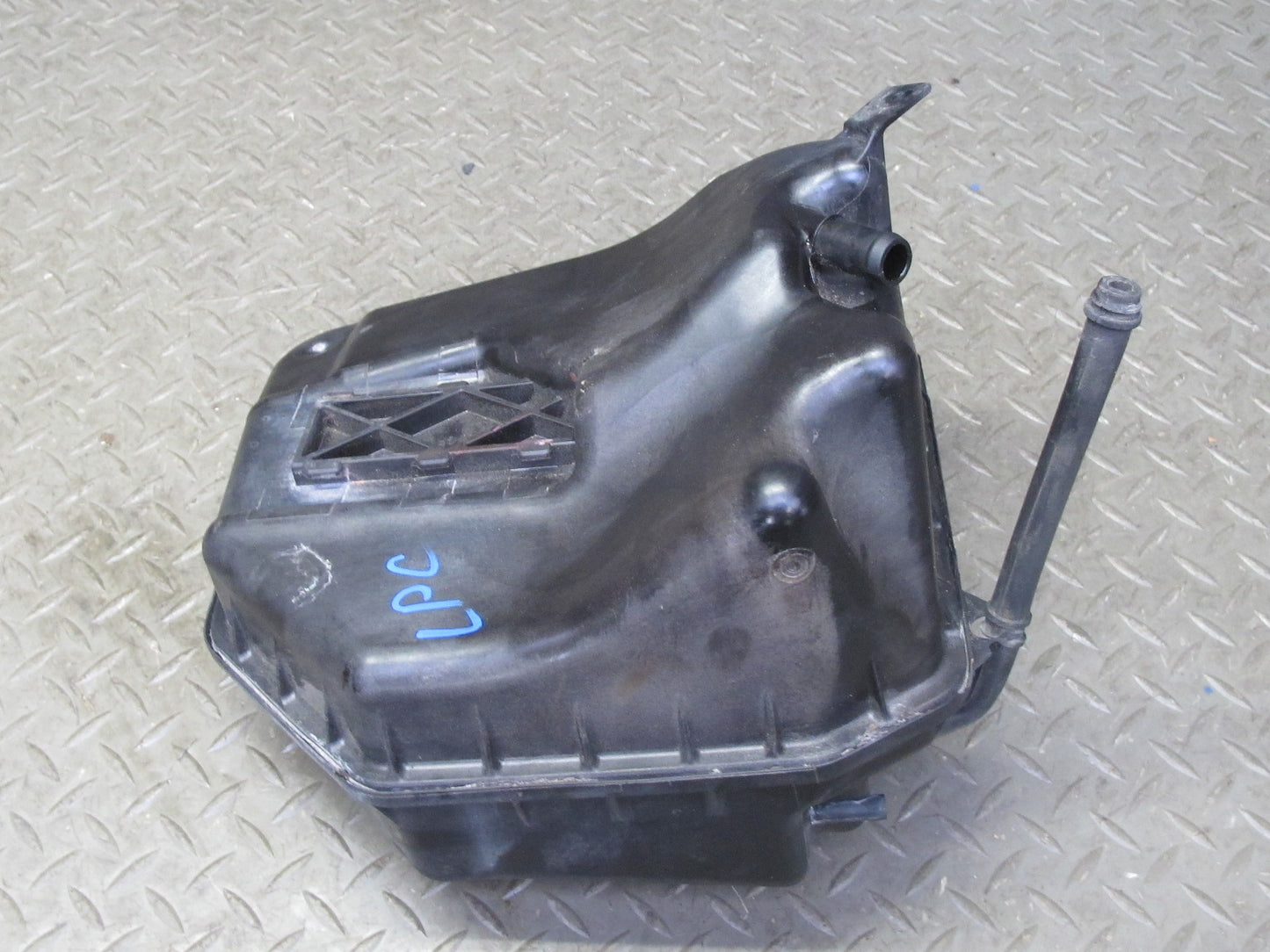 2003-2010 Porsche Cayenne 955 957 Turbo Engine Expansion Overflow Reservoir Tank