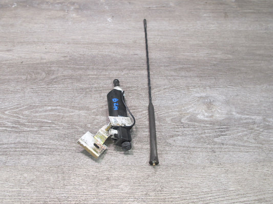 96-02 BMW E36/7 Z3 Roadster Short Base Radio Antenna Module OEM