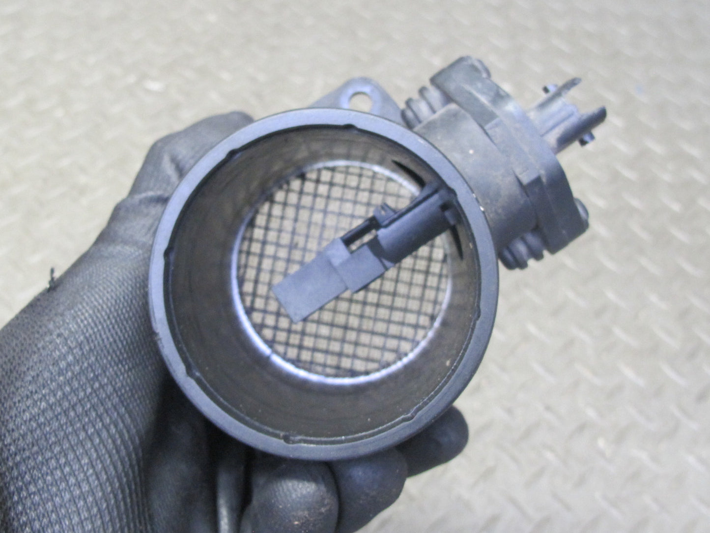 2008-2010 Porsche Cayenne 957 Turbo Mass Air Flow Meter MAF Sensor 99760612500