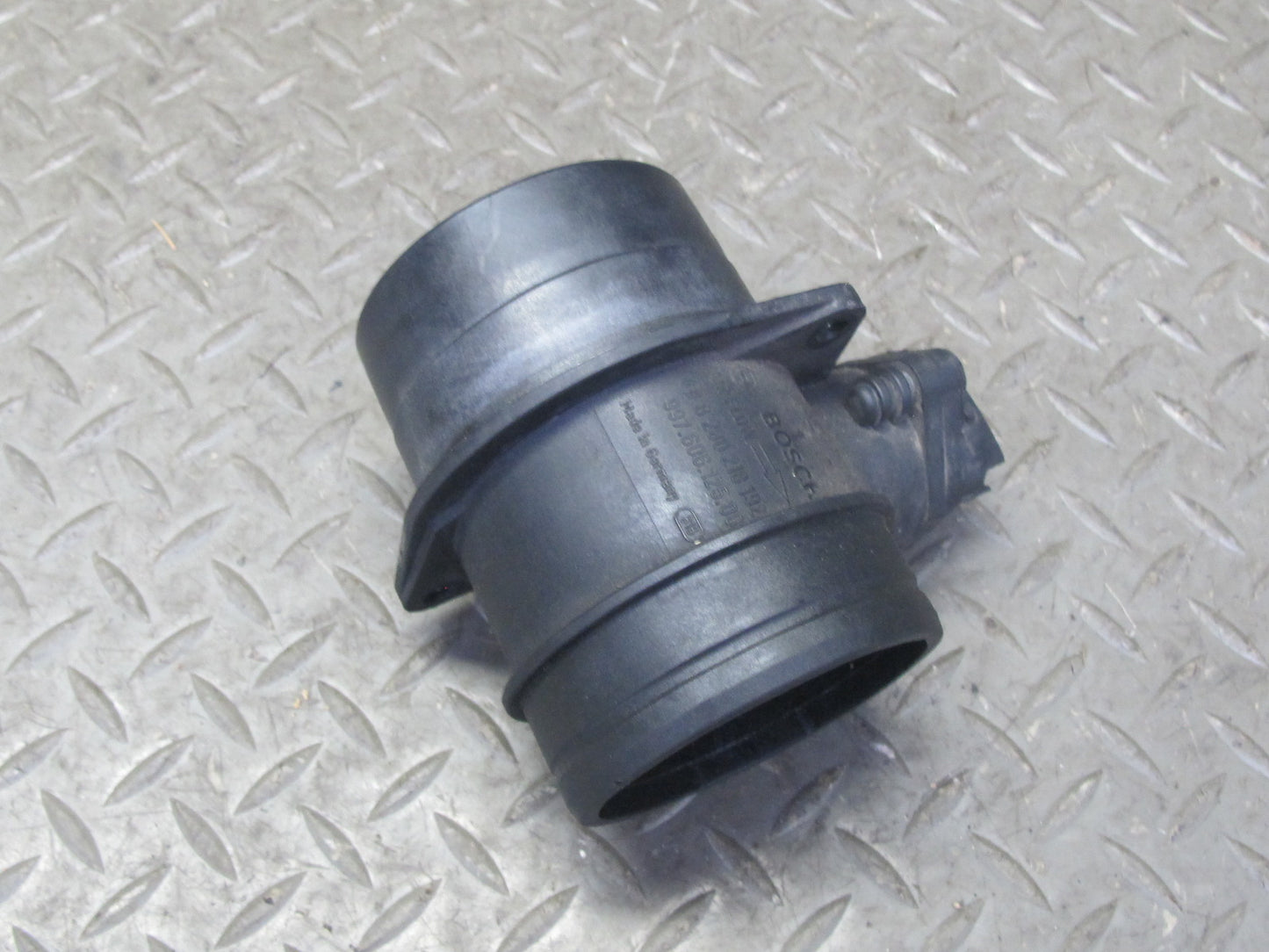2008-2010 Porsche Cayenne 957 Turbo Mass Air Flow Meter MAF Sensor 99760612500