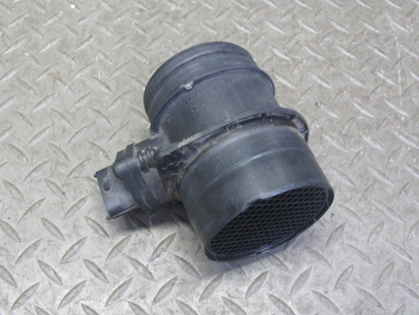 2008-2010 Porsche Cayenne 957 Turbo Mass Air Flow Meter MAF Sensor 99760612500