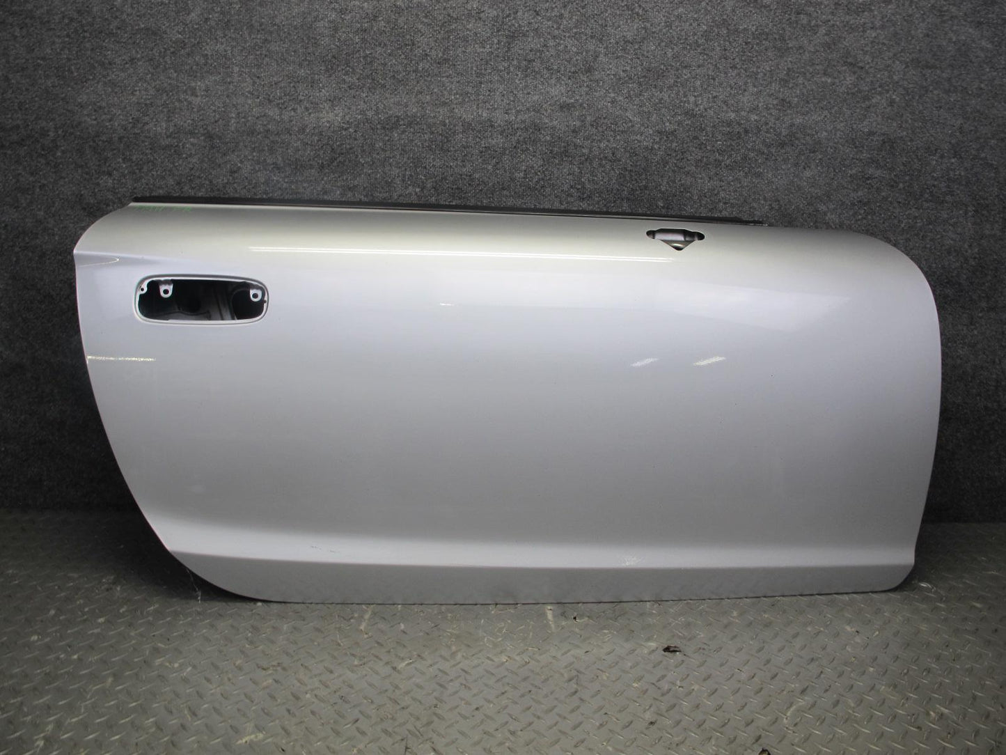 00-05 Toyota MR2 Spyder ZZW30L Right Door Shell Panel Silver OEM