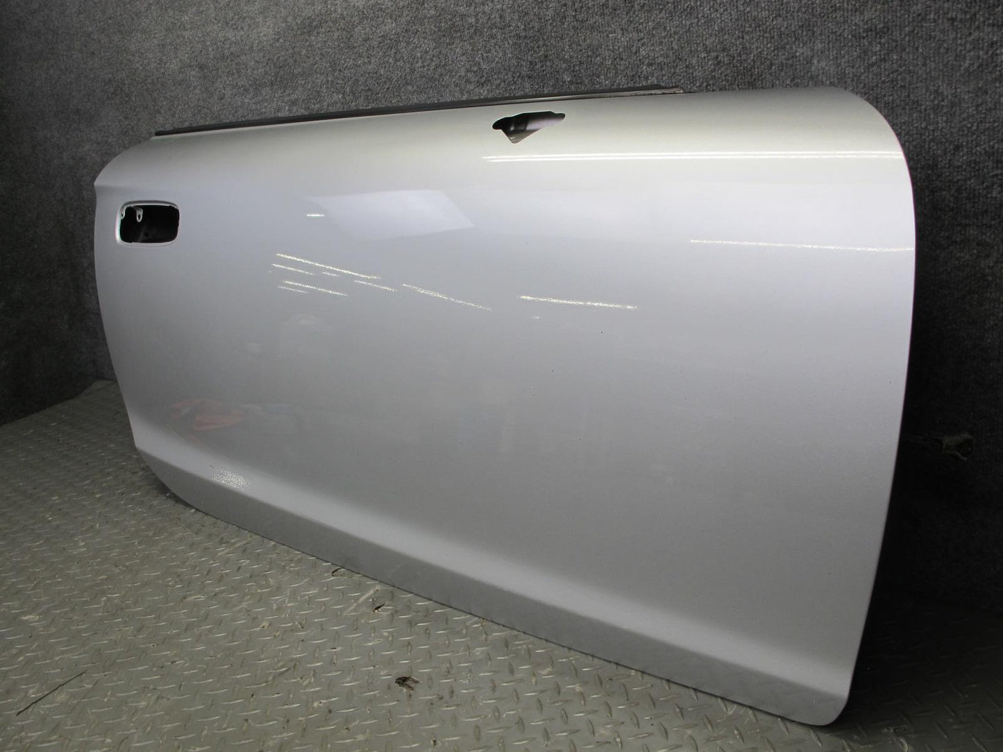 00-05 Toyota MR2 Spyder ZZW30L Right Door Shell Panel Silver OEM