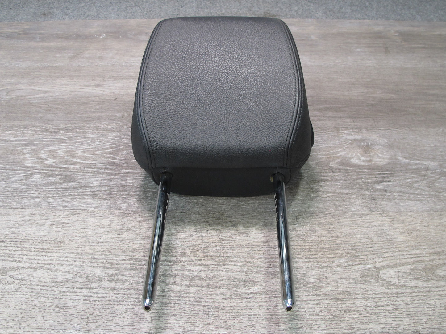12-18 BMW F30 F31 F34 Front Left or Right Seat Leather Headrest Black OEM