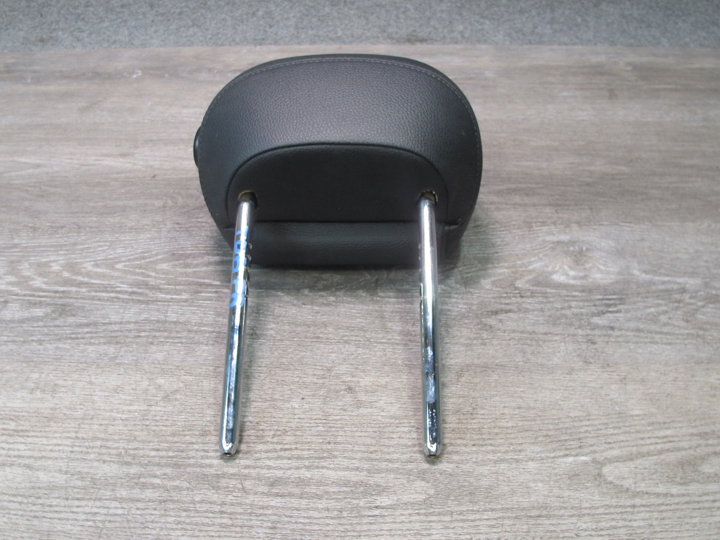 12-18 BMW F30 F31 F34 Front Left or Right Seat Leather Headrest Black OEM