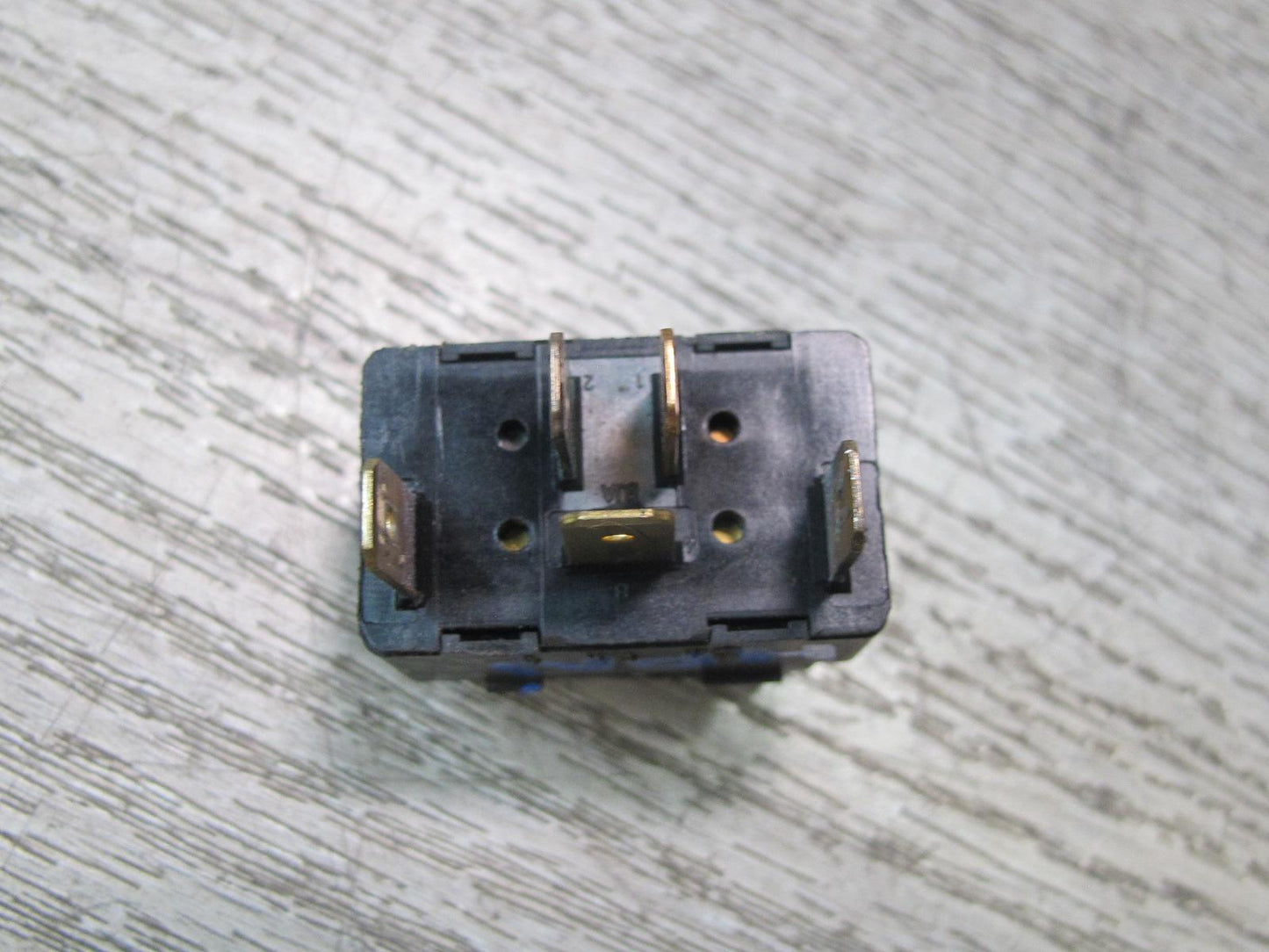 2002-2005 Porsche 911 Carrera 996 Front Hood Trunk Lid Release Switch Button