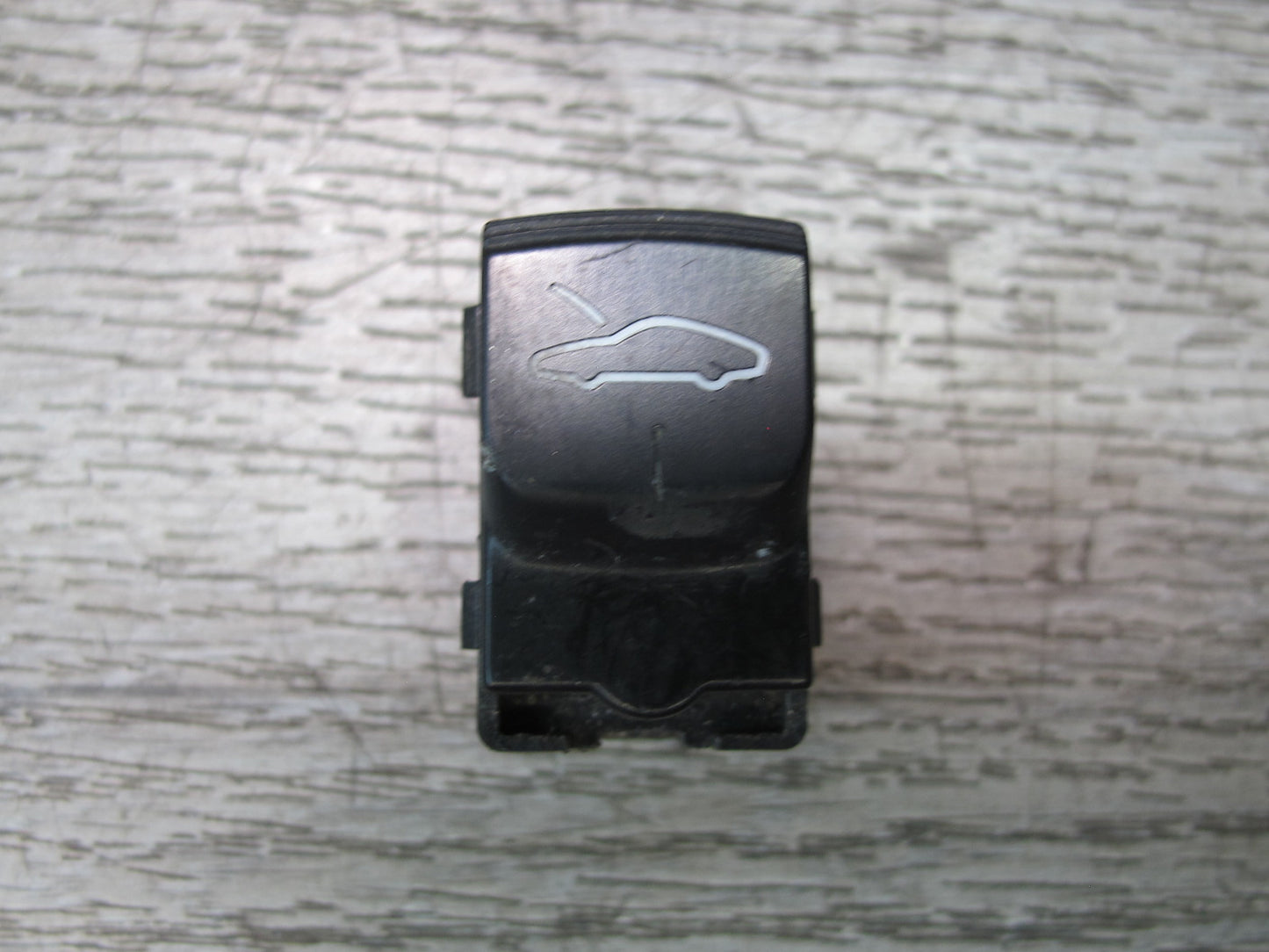 2002-2005 Porsche 911 Carrera 996 Front Hood Trunk Lid Release Switch Button