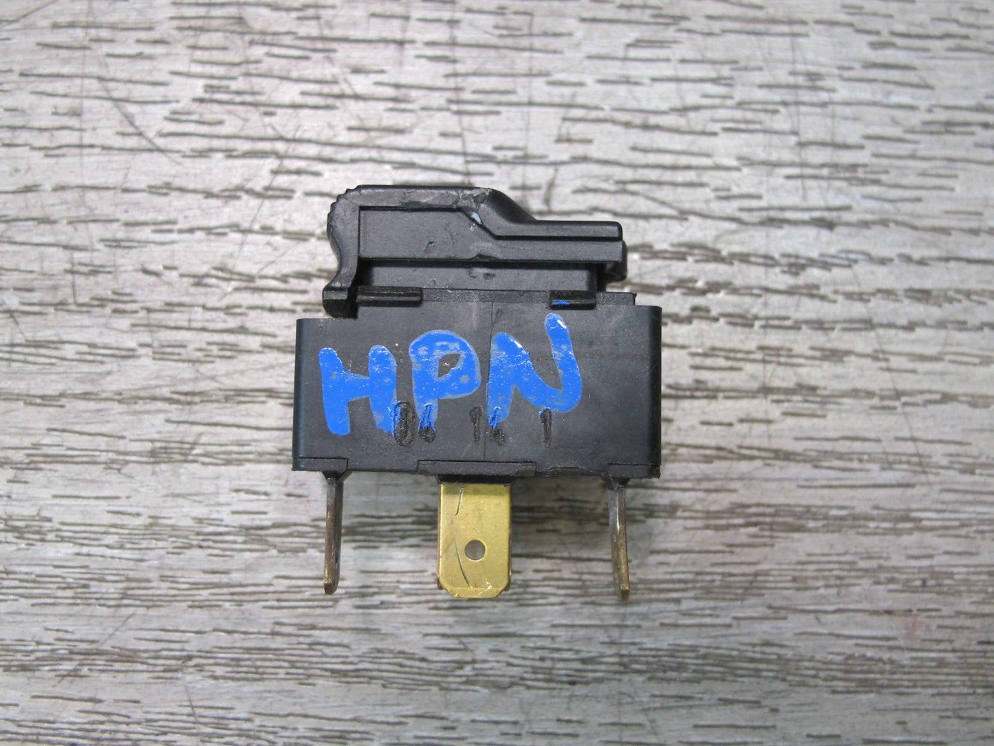 2002-2005 Porsche 911 Carrera 996 Front Hood Trunk Lid Release Switch Button