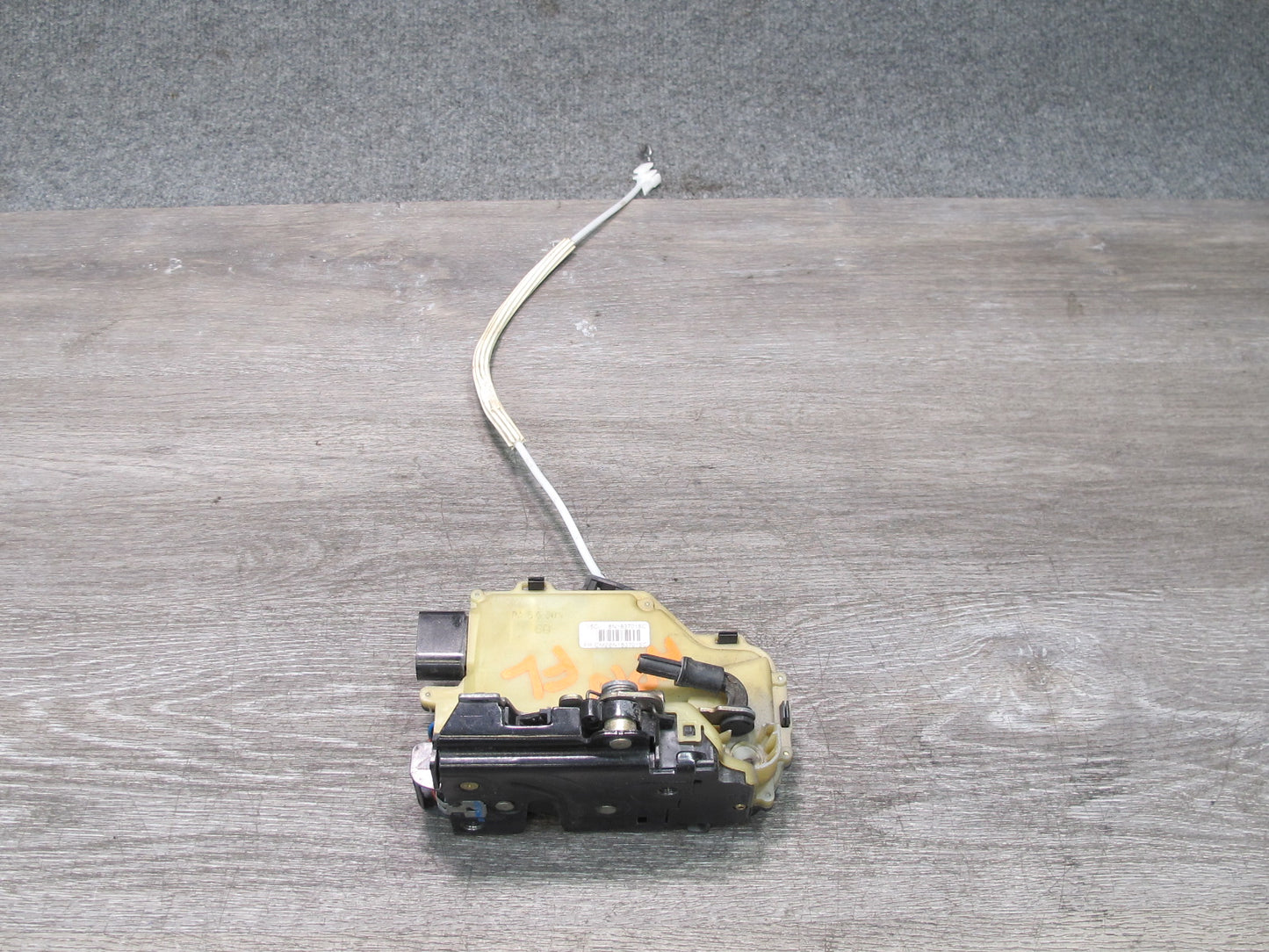 1999-2005 Porsche 911 Carrera 996 Front Left Side Door Lock Latch Actuator