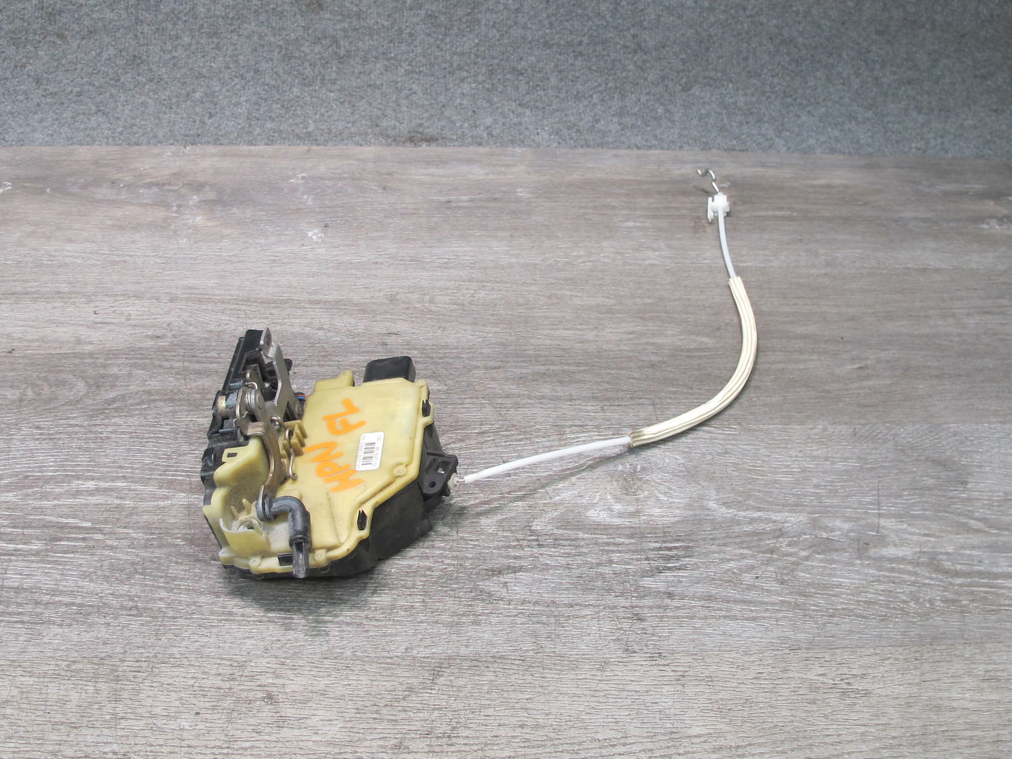 1999-2005 Porsche 911 Carrera 996 Front Left Side Door Lock Latch Actuator
