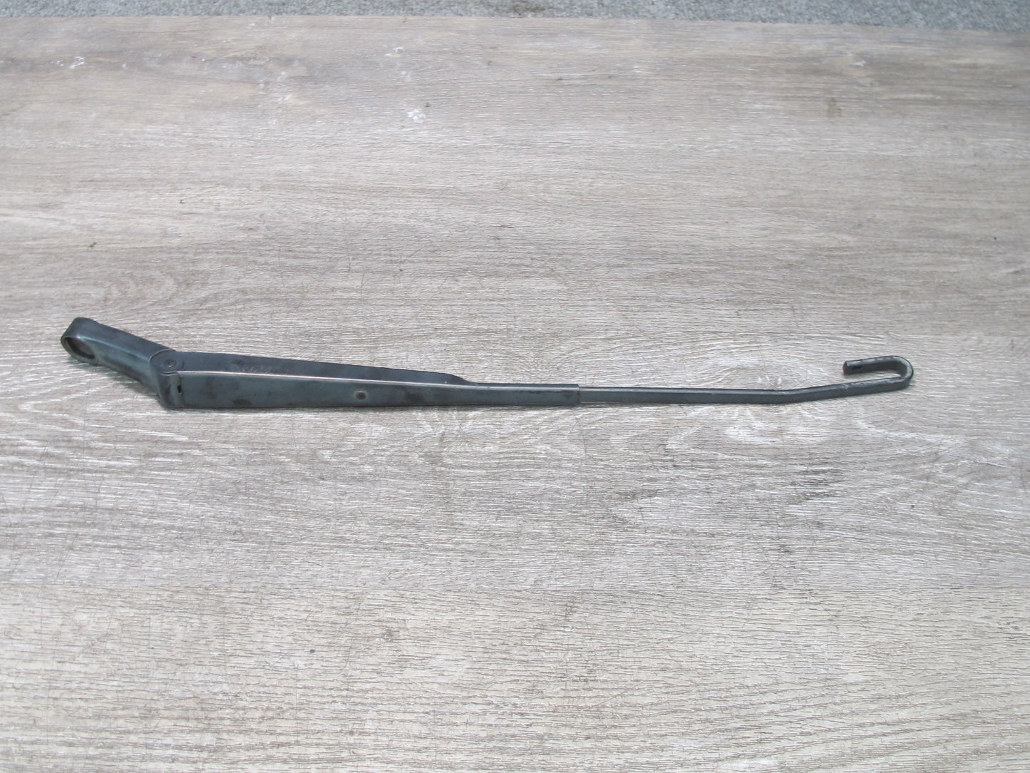 1999-2005 Porsche 911 996 Left Right Side Window Windshield Wiper Arm Set