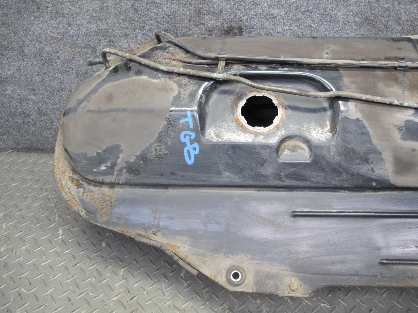 88-91 BMW E30 325i 3-SERIES Gas Fuel Tank Hose Pipe Assembly OEM