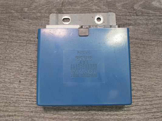 00-05 Toyota MR2 Spyder ZZW30L Multiplex Body Control Module 89221-17020 OEM