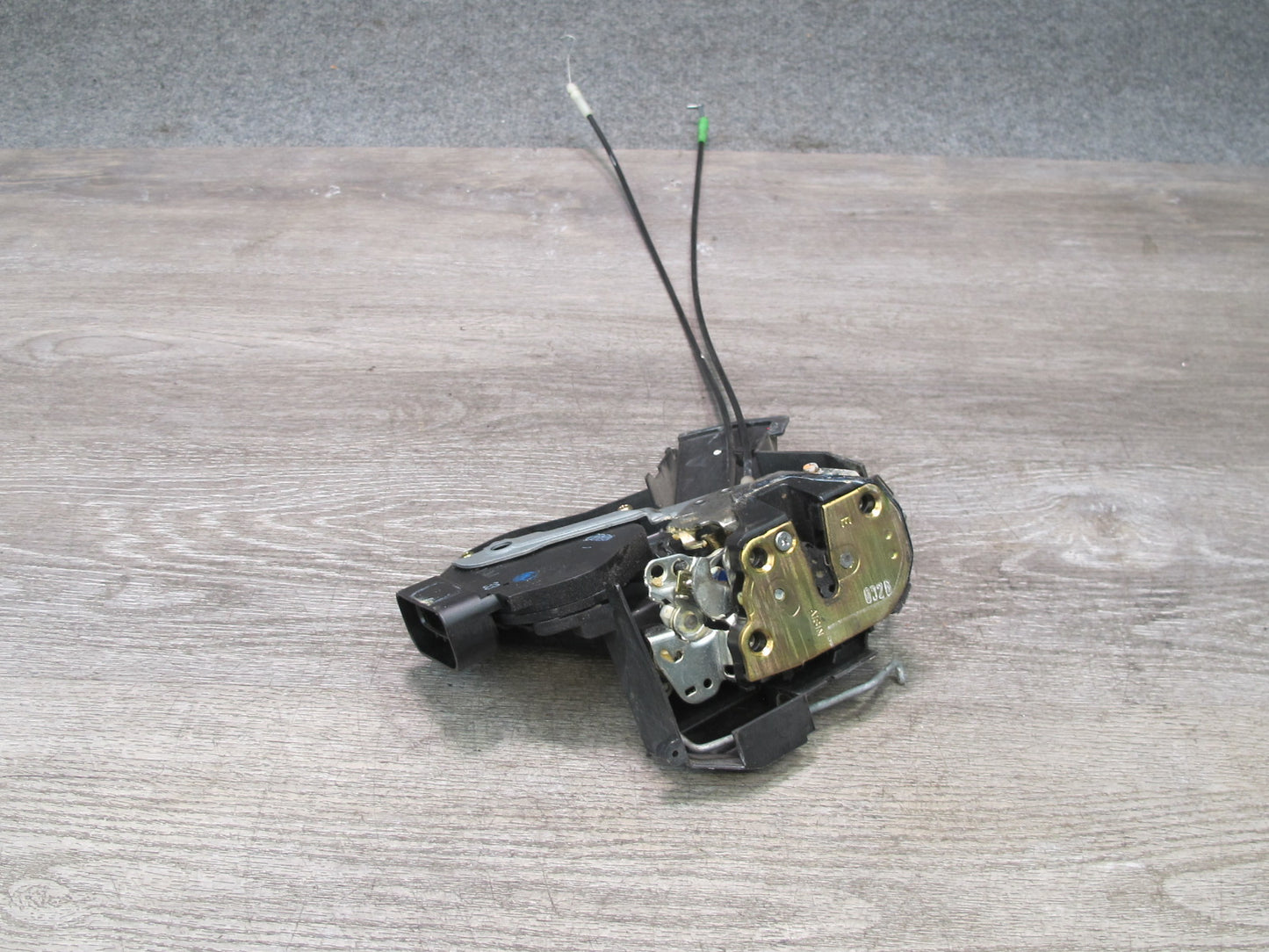 00-05 Toyota MR2 Spyder ZZW30L Right Door Lock Latch Actuator OEM
