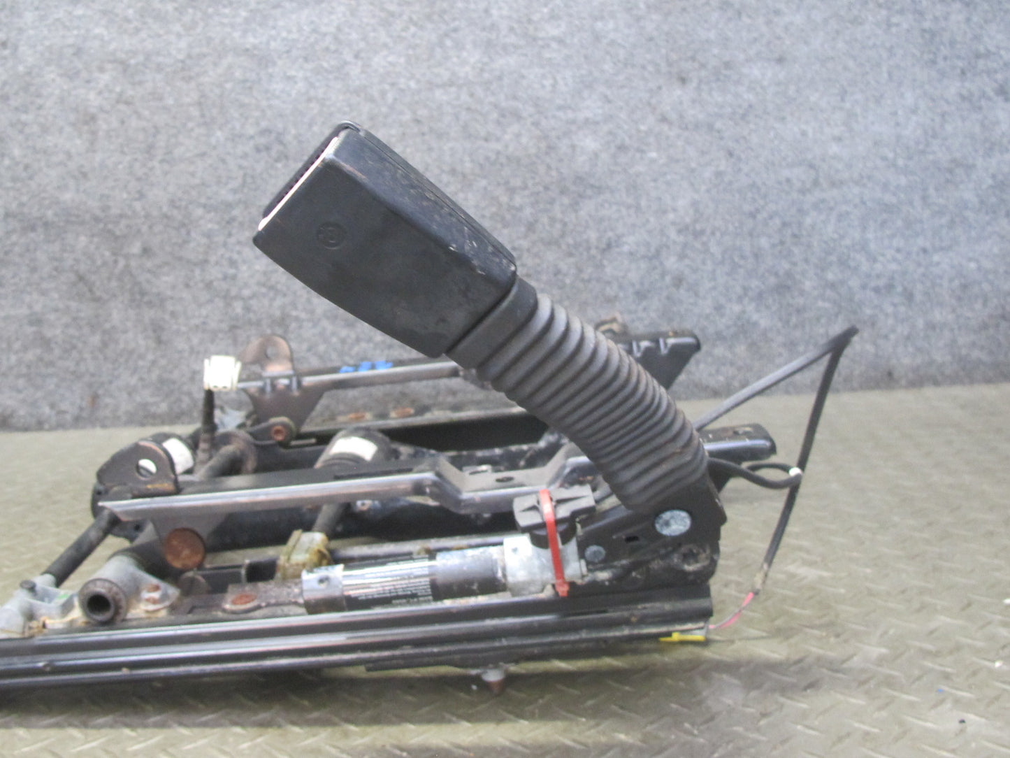 98-02 BMW E36/7 Z3 Front Right Seat Lower Frame Track Rail w Motor OEM